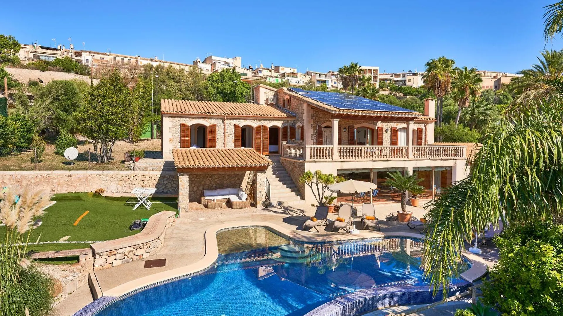 Quiet Villa In Buger With Amazing Pool, Paddle Court And Nice Garden 0*,  Spanien