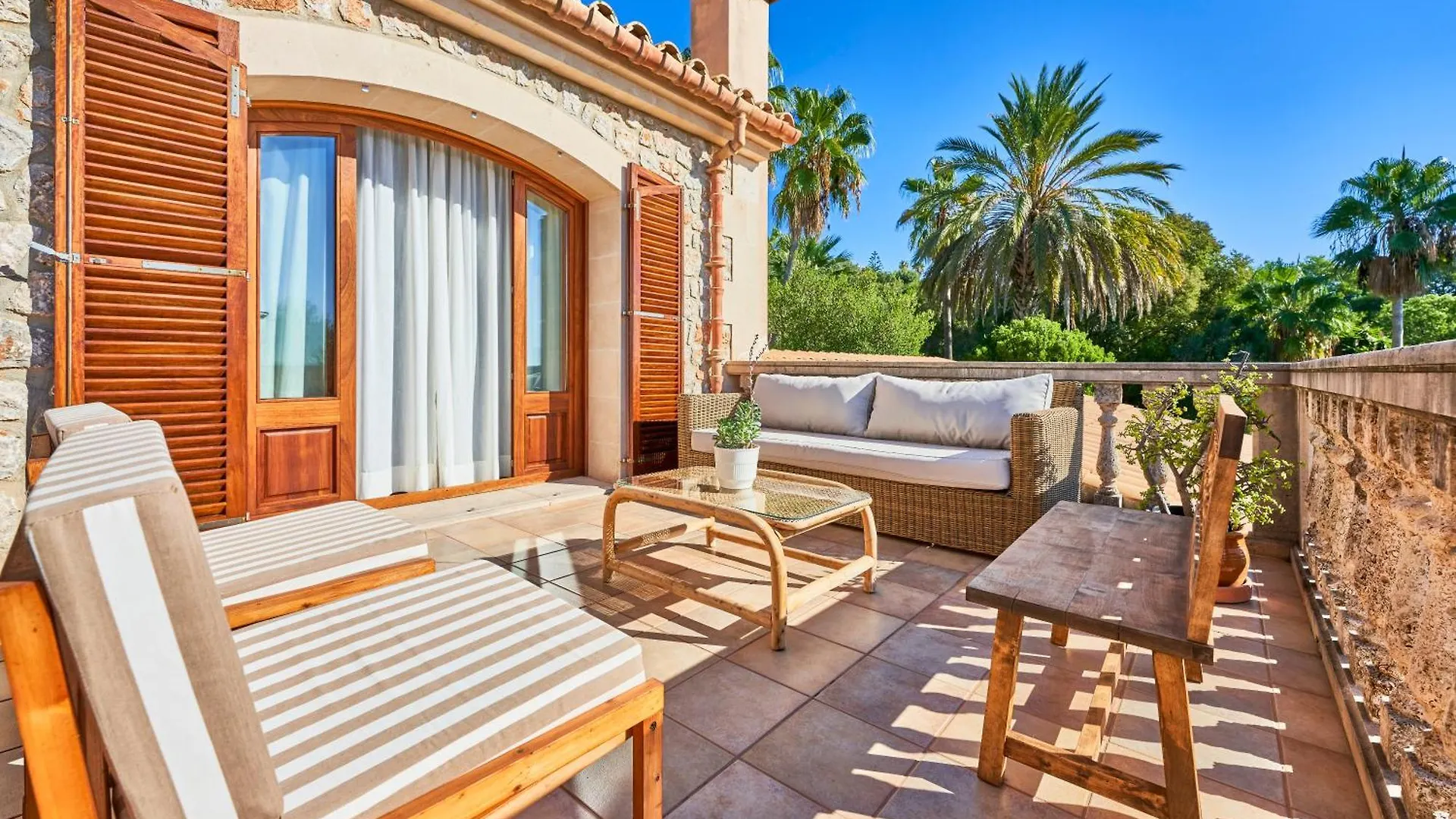 Quiet Villa In Buger With Amazing Pool, Paddle Court And Nice Garden