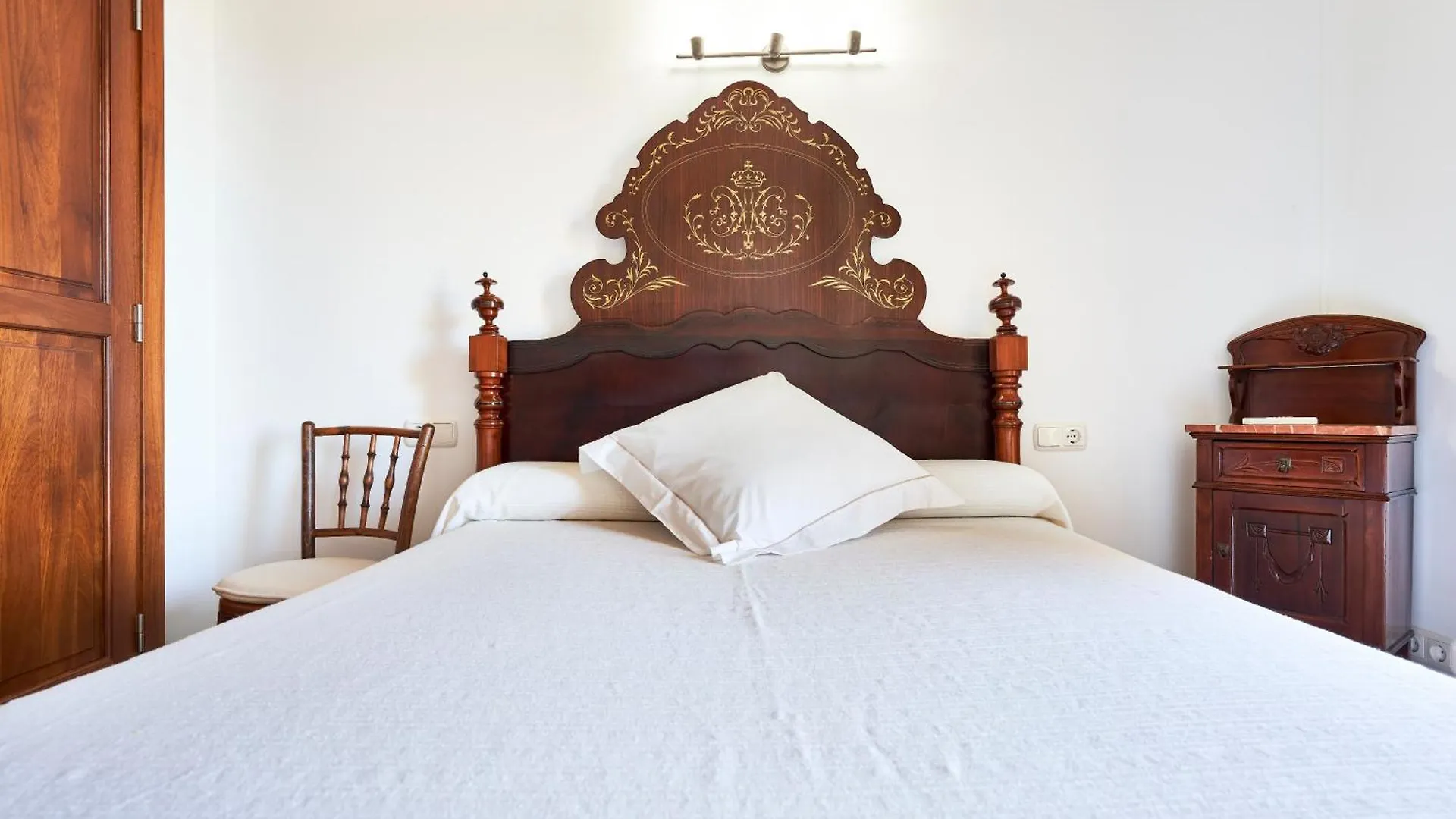 Quiet Villa In Buger With Amazing Pool, Paddle Court And Nice Garden